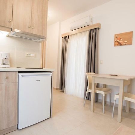 Porfyris Studios And Apartments Karpathos Luaran gambar