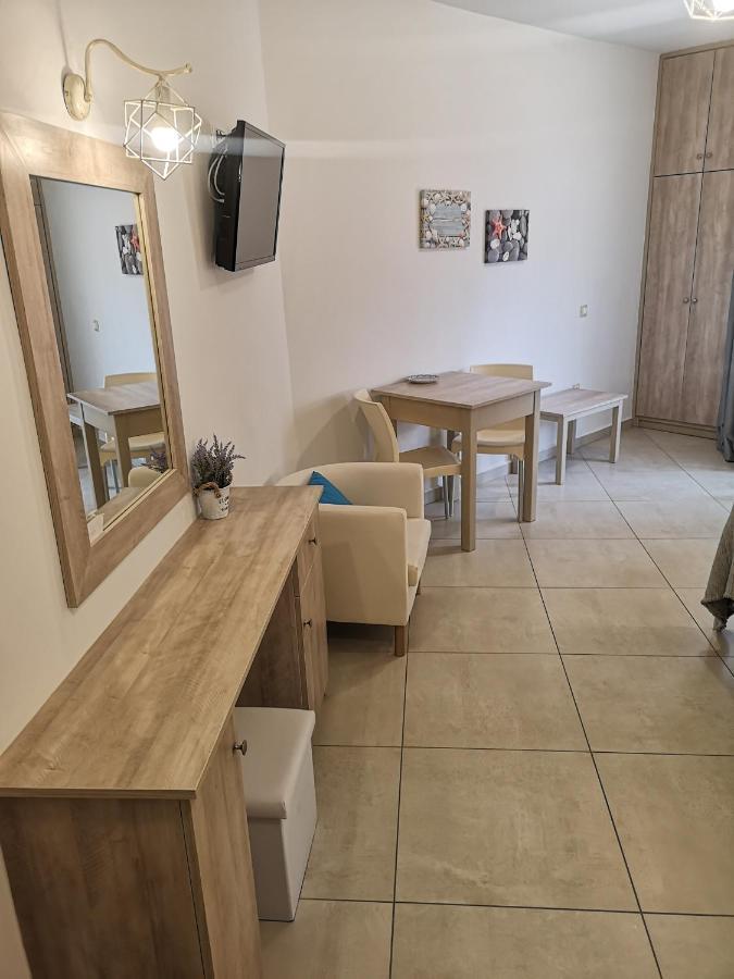 Porfyris Studios And Apartments Karpathos Luaran gambar
