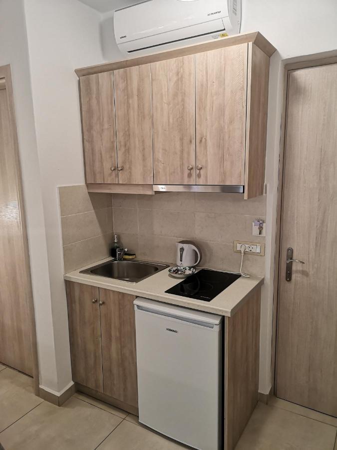 Porfyris Studios And Apartments Karpathos Luaran gambar