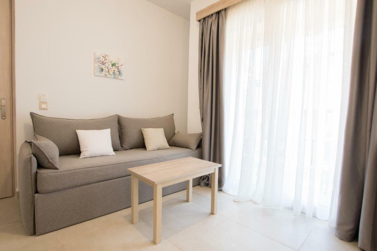 Porfyris Studios And Apartments Karpathos Luaran gambar